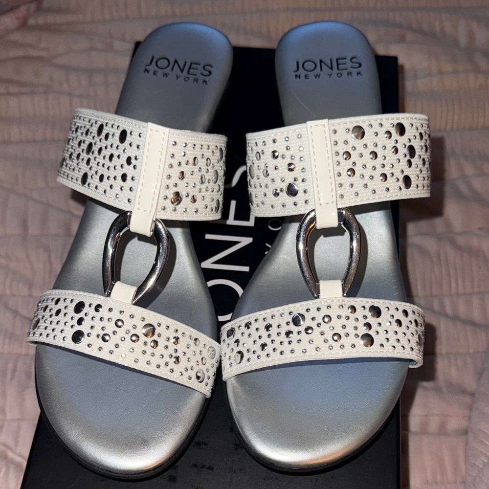 Jones New York Silver and White Embellished Sandals